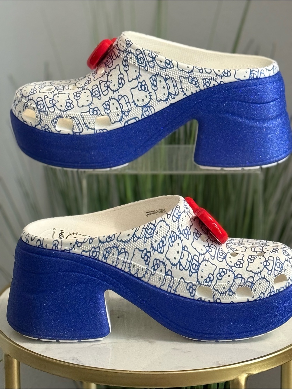 NWT Hello Kitty 50th Anniver Platform Clog with Red Bow Accent - Women